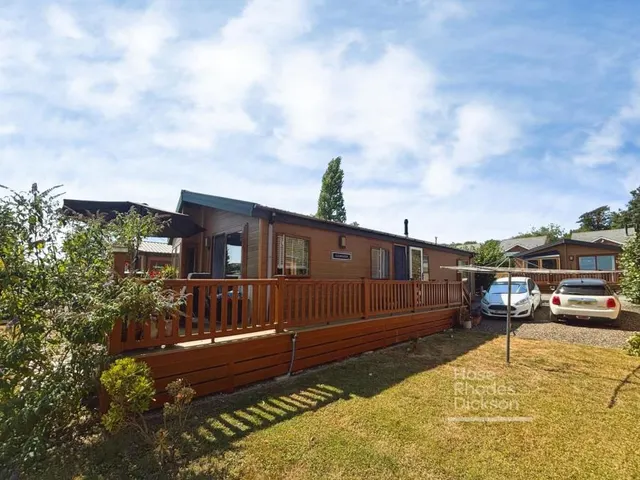 Carters Road, Upton, PO33, photo 2
