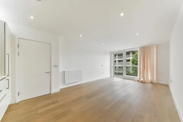 Wallace Court, Kidbrooke Village, SE3, photo 2