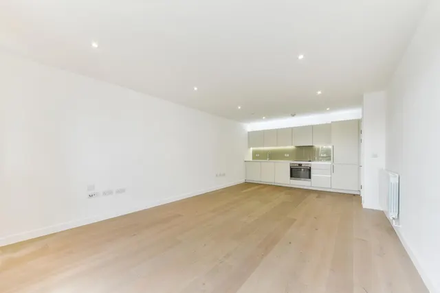 Wallace Court, Kidbrooke Village, SE3, photo 1