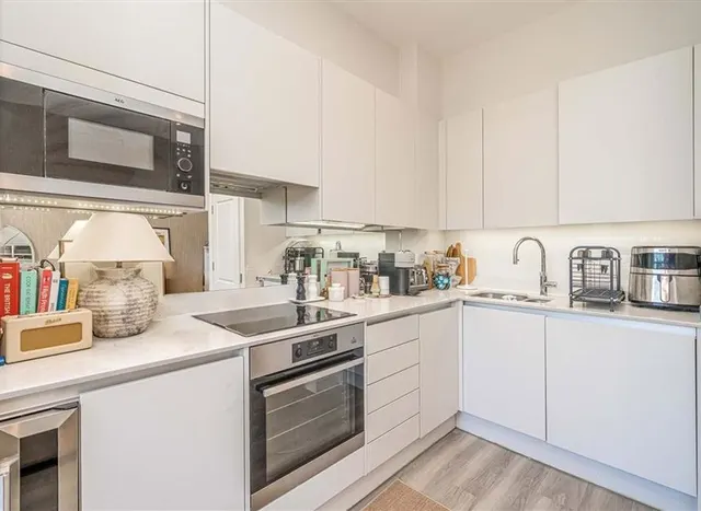 Hampton Road, Teddington, TW11, photo 2