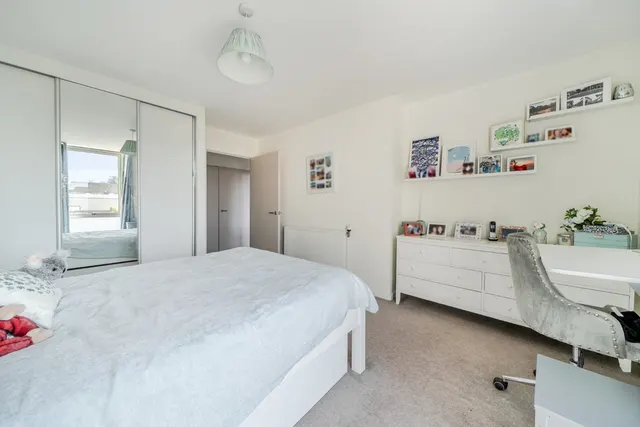 Bollo Bridge Road, Acton, W3, photo 3