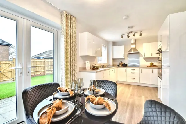 Photo 3 — The Alder, 46 Priors View, Priory Meadows, Gloucestershire, Hempsted, GL2 5GY