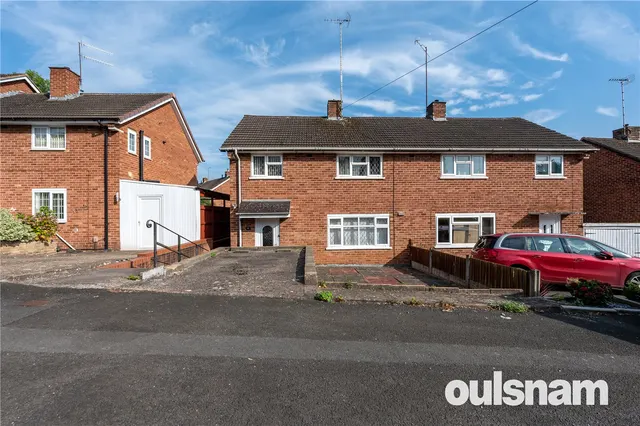 Wharrington Hill, Redditch, B98 7QX, photo 1