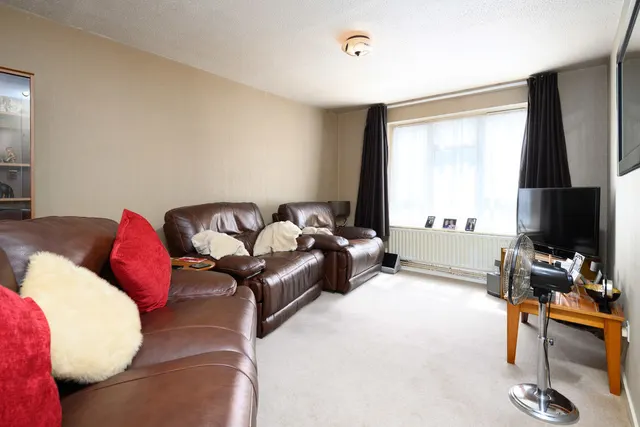 Photo 3 — Newark Court, Walton-On-Thames KT12 3NX
