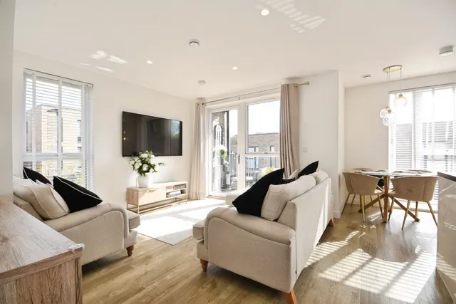 Peregrine Drive, Great Warley, CM13, photo 1