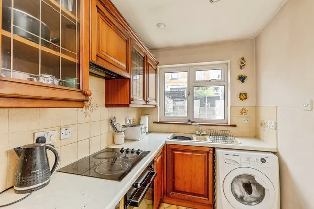 Kensal Avenue, Bristol, BS3, photo 2