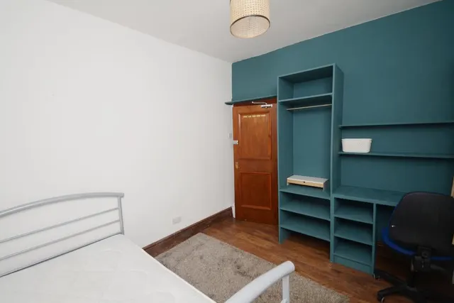 Ladybarn Road, Fallowfield, M14, photo 3