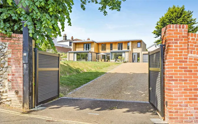 Southgate Lane, Norwich, NR1, photo 1