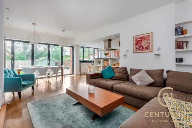 Reservoir Road, Woolton, L25, photo 2