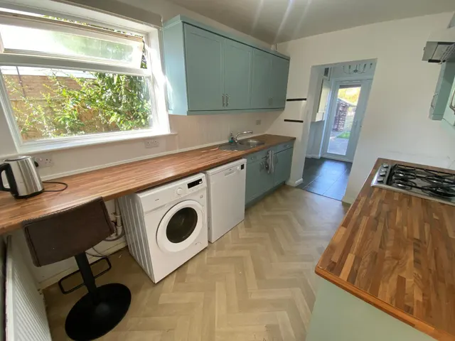 St. Marys Close, Bottesford, NG13, photo 3