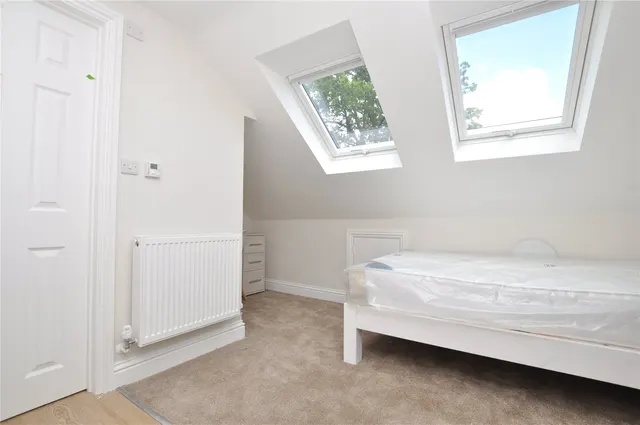 Church Lane East, Aldershot, GU11, photo 3