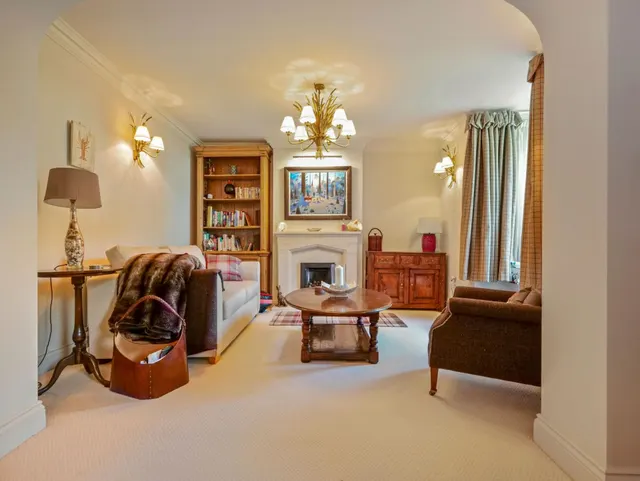 King's Saltern Road, Lymington, SO41, photo 3