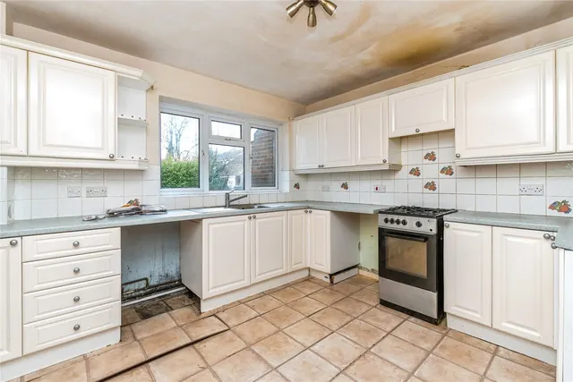 Waverley Close, Romsey, SO51, photo 3