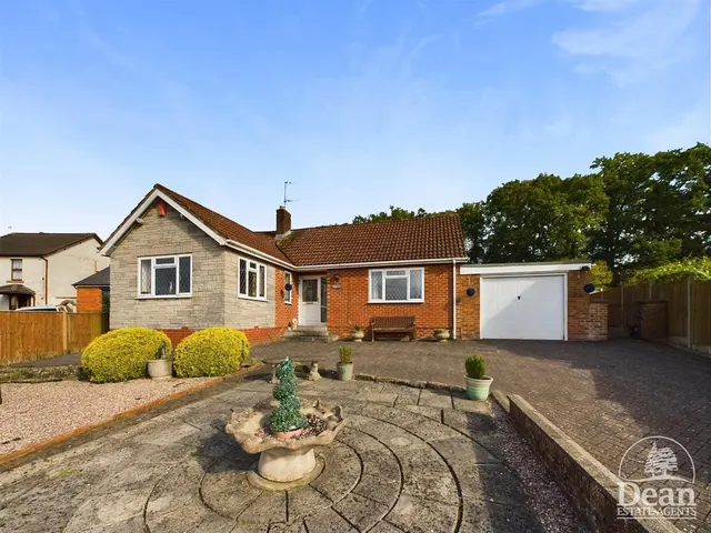 Church Road, Cinderford, GL14, photo 1