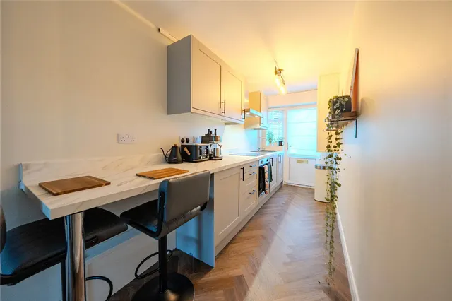 Turnberry View, Leeds, LS17, photo 2