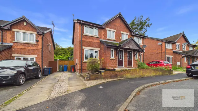 Greengate Close, Bury, BL9, photo 1