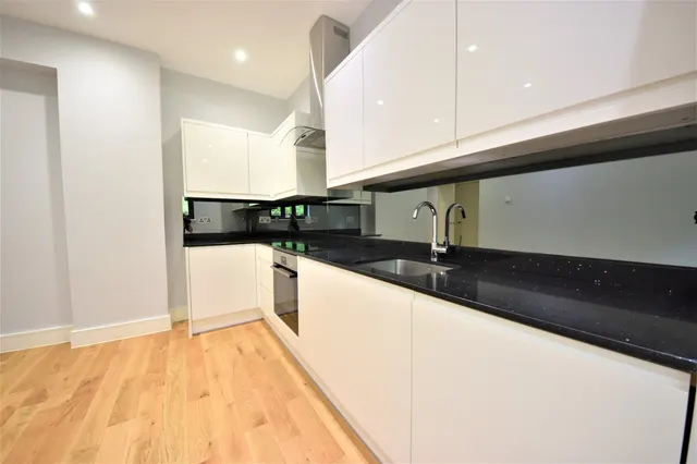 Loudwater, High Wycombe, photo 1
