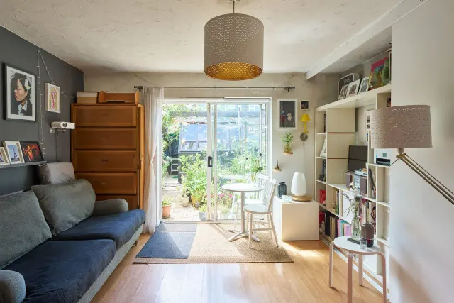Photo 2 — Jackson Close, Victoria Park Village E9