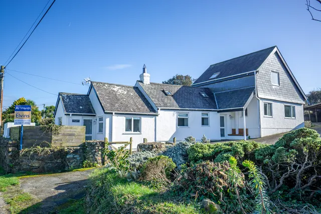 Pant Gwyn Bach, Sarn Bach, LL53, photo 1