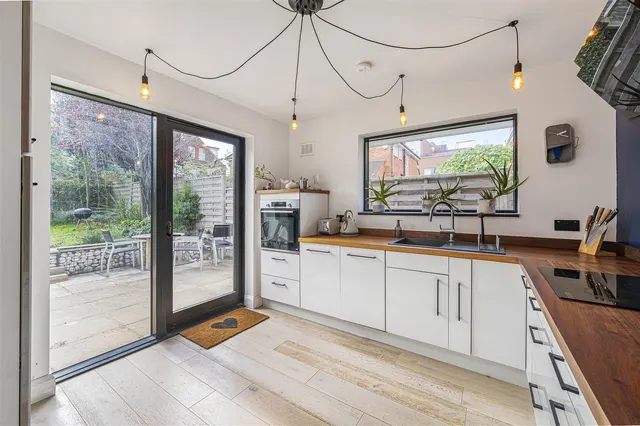 Stafford Road, Seaford, BN25, photo 2
