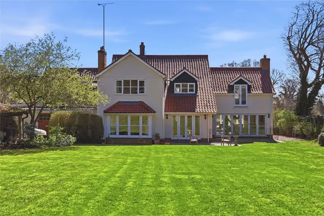 Sandy Lane, Woodbridge, IP12, photo 1