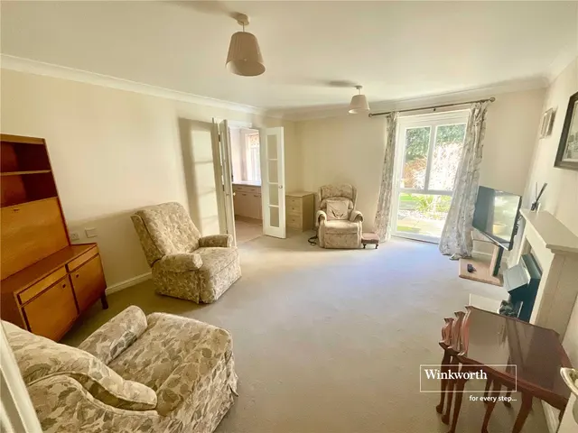 Wortley Road, Highcliffe, Christchurch, Dorset, BH23, photo 1