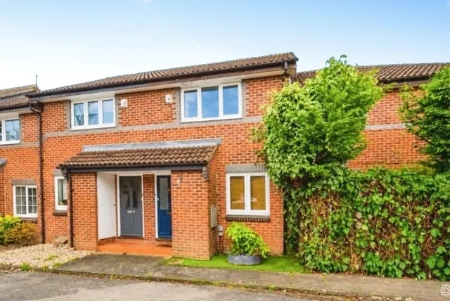 Mary Mead, Warfield, Bracknell, Berkshire, RG42 3SZ, photo 1
