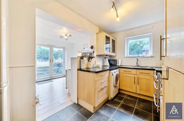 Blencowe Drive, Brackley, NN13, photo 3