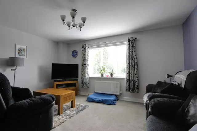 Photo 2 — Wolfreton Mews, Willerby, Hull