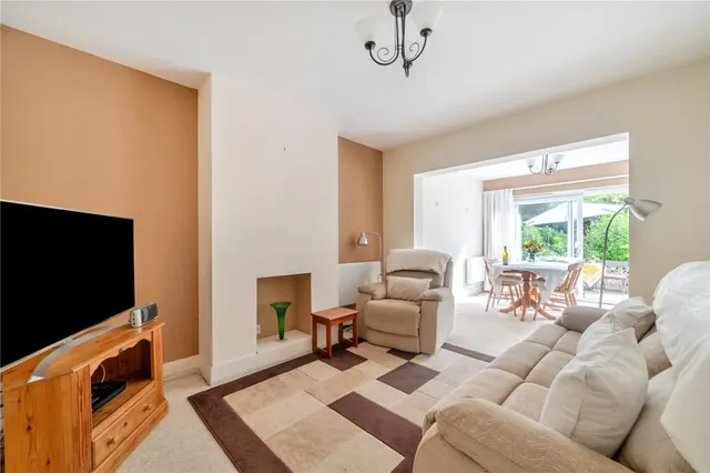 The Greenway, Epsom, KT18, photo 2