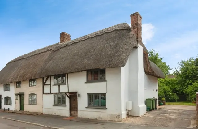 Winchester Street, Overton, RG25, photo 1