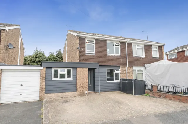Ambleside Drive, Hereford, photo 1