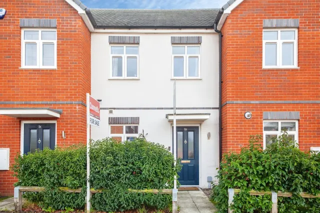 Maynard Close, Bagworth, LE67, photo 1