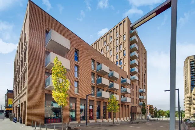 Photo 3 — Flat 63, Woodlark Apartments, 1 Damsel Walk, London