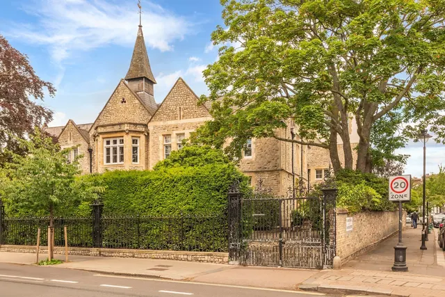 Prince of Wales Road, London, NW5, photo 1