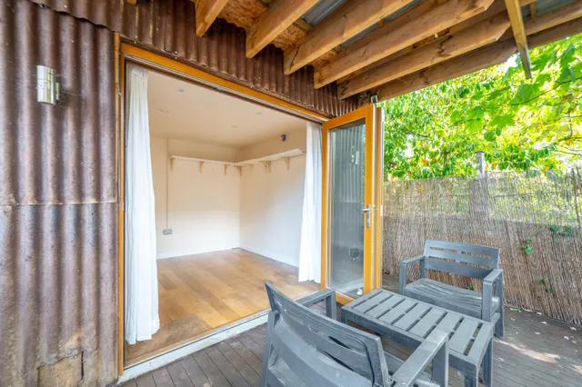 Photo 3 — 95a Fortune Gate Road, London