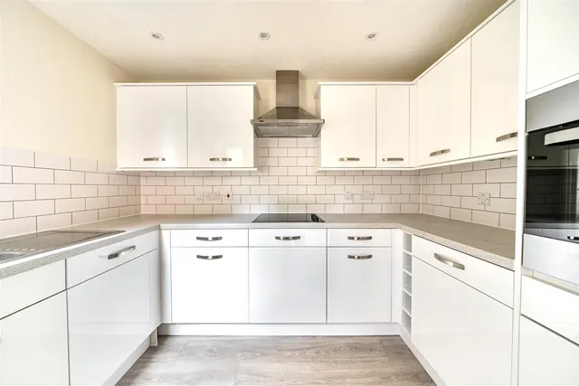 Henleaze Terrace, Bristol, BS9, photo 2