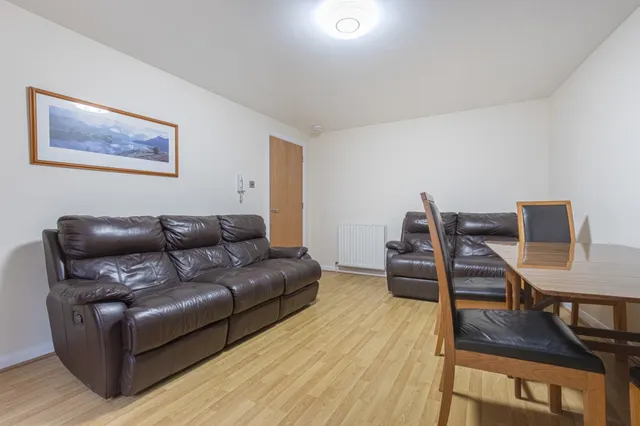Bannermill Place, AB24, photo 2
