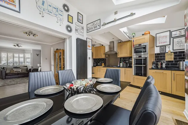 Elsa Road, Welling, DA16, photo 2