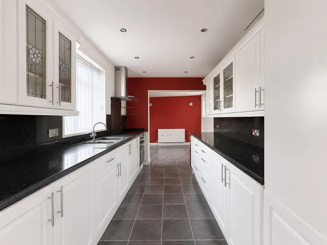 Colwinstone Close, Cardiff, CF14, photo 2