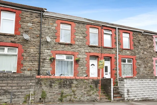 Brook Street, Pontypridd, CF37, photo 1