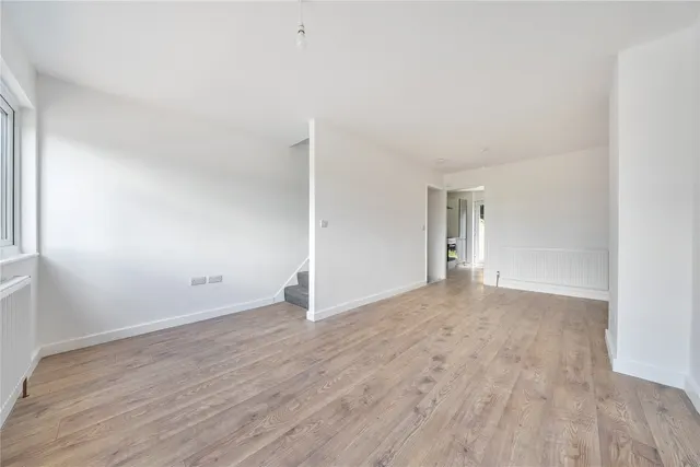 Photo 2 — Merryhills Close, Biggin Hill, Westerham, TN16