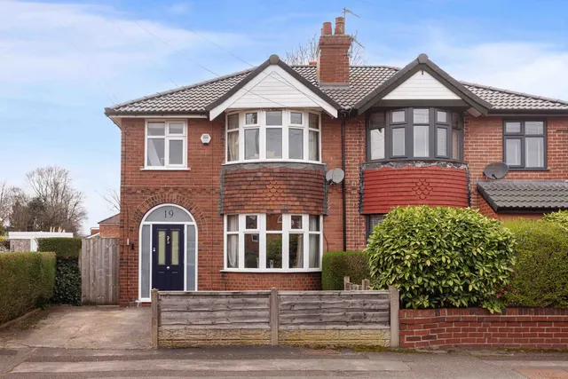 St. Georges Avenue, Timperley, WA15, photo 1