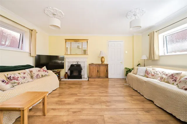 Middle Road, Southampton, SO19, photo 2