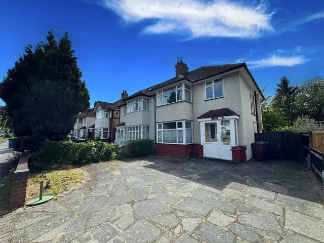 Whitchurch Lane, Edgware, HA8, photo 1