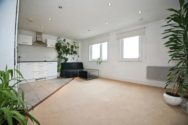 Lady Isle House, Ferry Court, Cardiff, South Glamorgan, CF11, photo 1