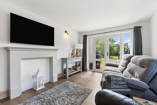 Albert Road, Cowes, PO31, photo 3