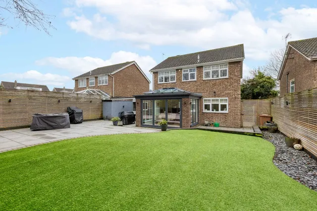 4 bedroom house, Trafford Close, Stevenage, SG1
