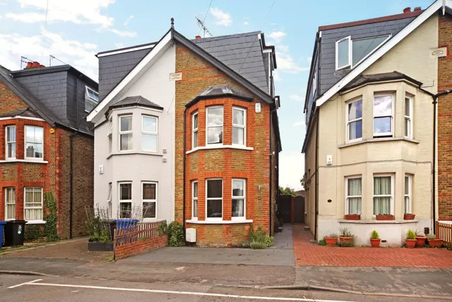 Albany Road, Old Windsor, SL4, photo 2