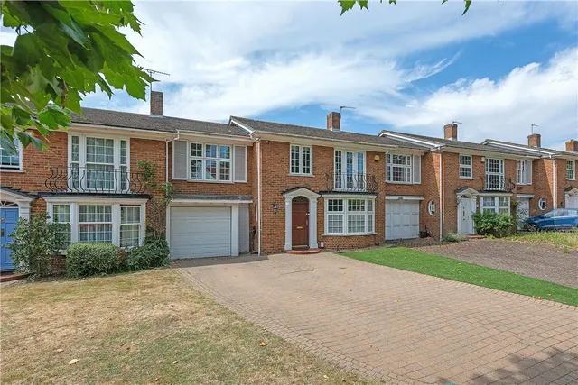 Oakwood Avenue, Beckenham, BR3, photo 1